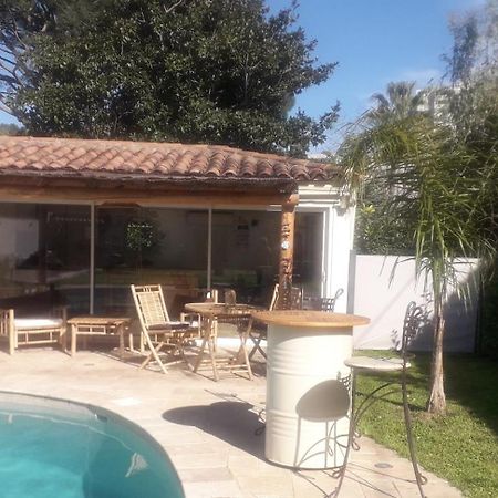 Logement Independant Au Calme Proche Toutes Commodites Et Transports Le Cannet Buitenkant foto